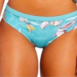 Nwt CALIA swimsuit by Carrie Underwood XL